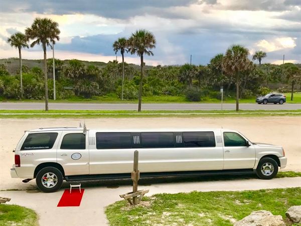 Presley Limousines