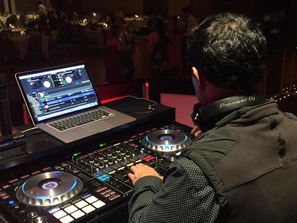 DJW ENTERTAINMENT LLC