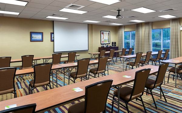 Fairfield Inn & Suites - Elizabeth City