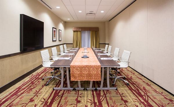 Holiday Inn Express & Suites Denver South - Castle Rock