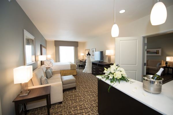 Holiday Inn Express & Suites Denver South - Castle Rock