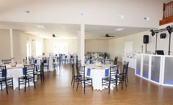 Whispering Oaks Vineyard