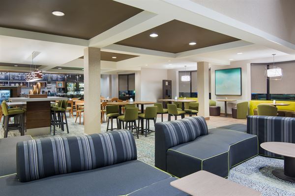 Courtyard by Marriott Springfield Airport