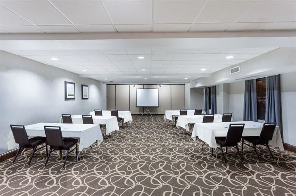 Wingate by Wyndham High Point