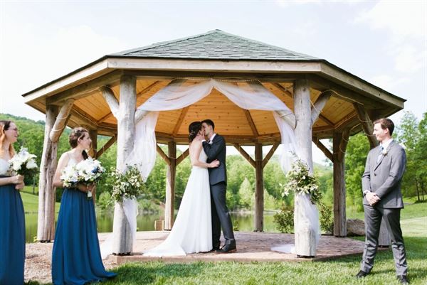 Brenwood Lake Weddings