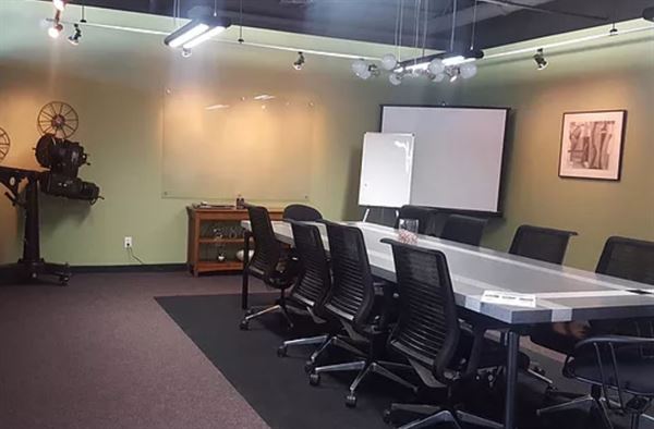 The Artsy Merchant Meeting Room