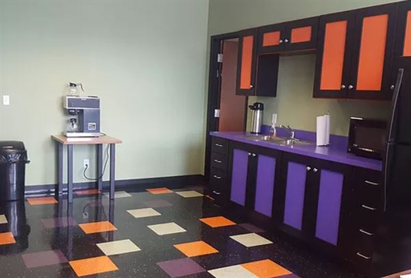 The Artsy Merchant Meeting Room