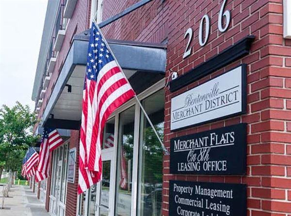 The Artsy Merchant Meeting Room