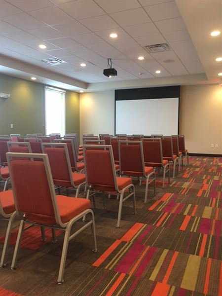 Home2 Suites by Hilton Youngstown