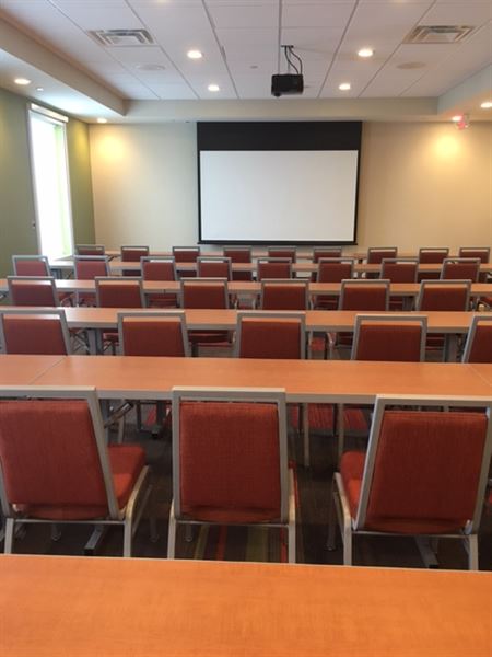 Home2 Suites by Hilton Youngstown