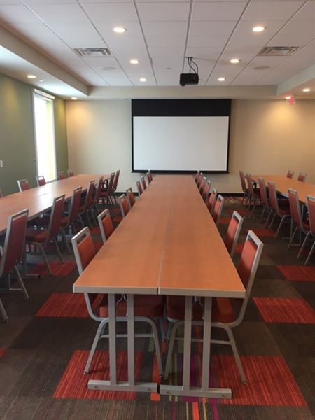 Home2 Suites by Hilton Youngstown