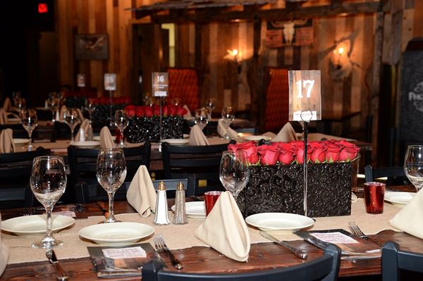 Stoney's Rockin' Country