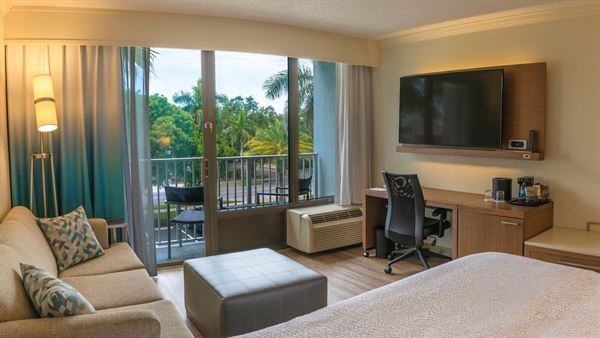 Courtyard by Marriott Naples