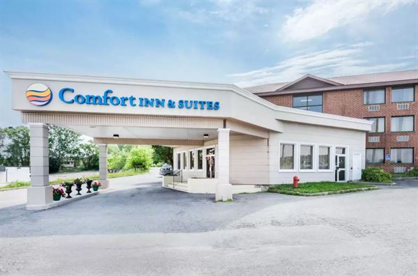 Comfort Inn & Suites