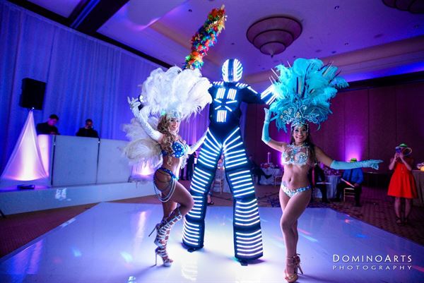 Hora Loca Entertainment