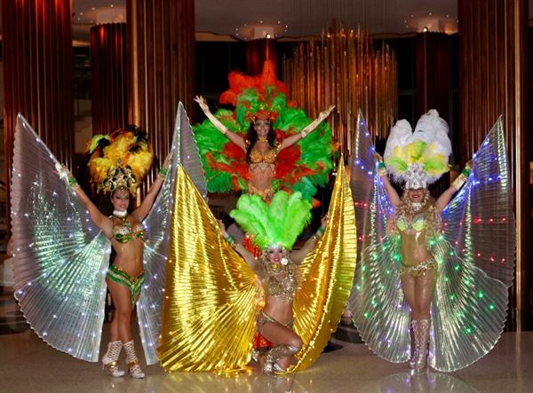 Hora Loca Entertainment