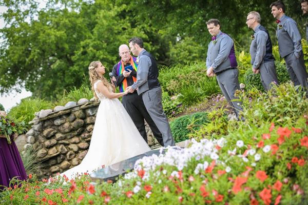 Red Barn Events at Twin Lakes Country Club