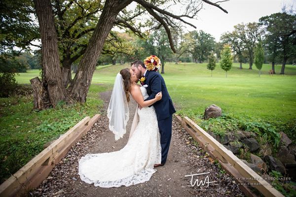 Red Barn Events at Twin Lakes Country Club