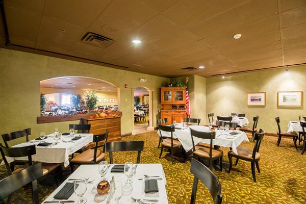 Chautauqua Suites Meeting & Expo Center