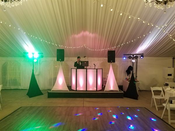 Sound Wave DJ Services