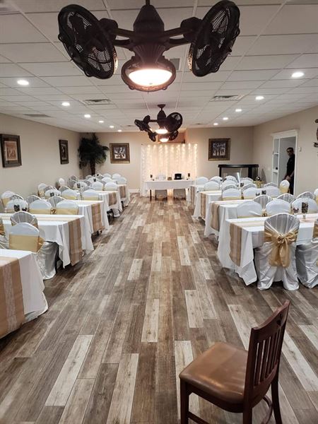 Peppers Steak and Seafood