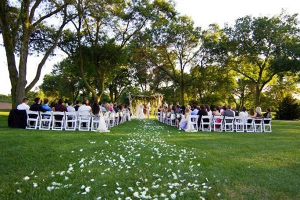 Bristol Oaks Golf Club and Banquet Center