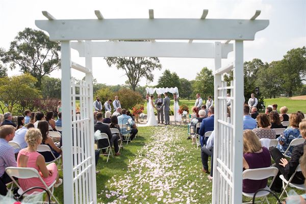 Bristol Oaks Golf Club and Banquet Center