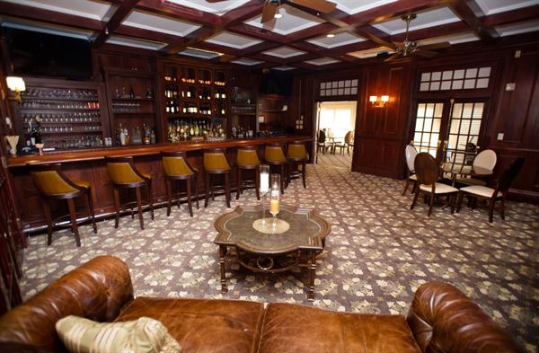 Heathrow Country Club