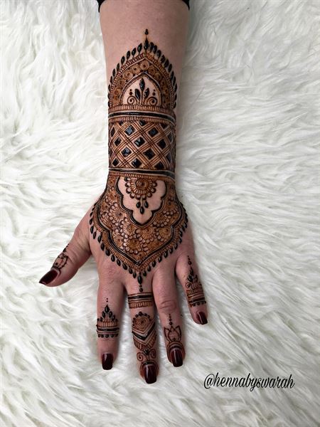 swarah henna art