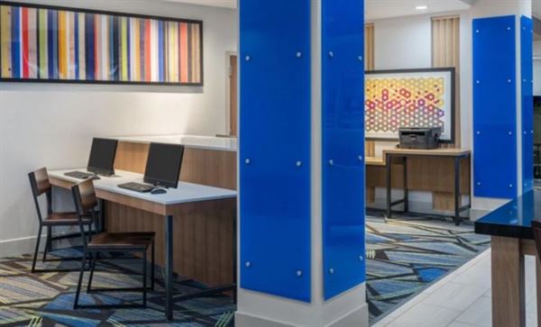 Holiday Inn Express & Suites Houston SW - Missouri City