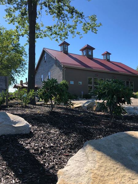 Hartford Hill Winery