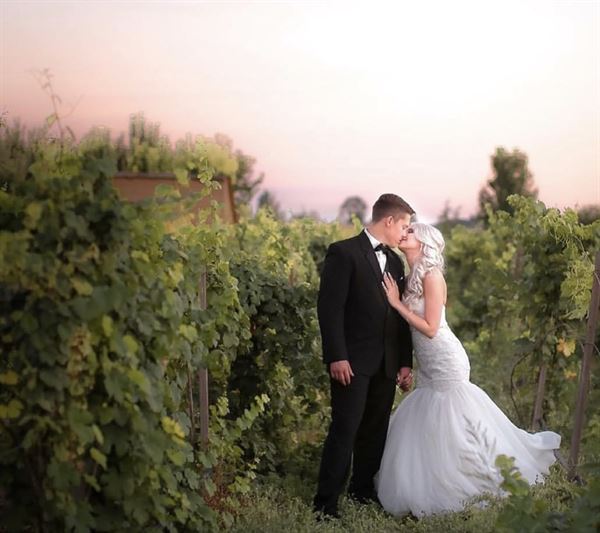 Sandstone Vineyards Wedding & Event Center