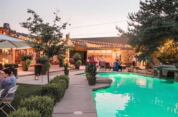 Sandstone Vineyards Wedding & Event Center