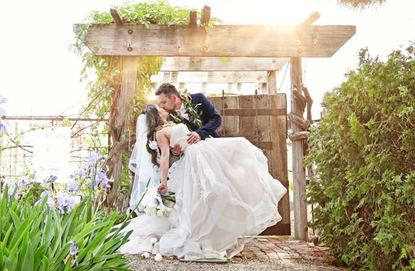 Sandstone Vineyards Wedding & Event Center