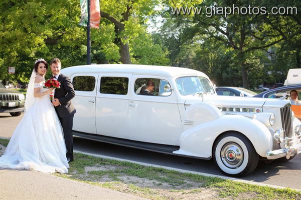 Chicago Wedding Engagement Photographer - Gia Photos