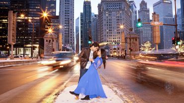 Chicago Wedding Engagement Photographer - Gia Photos