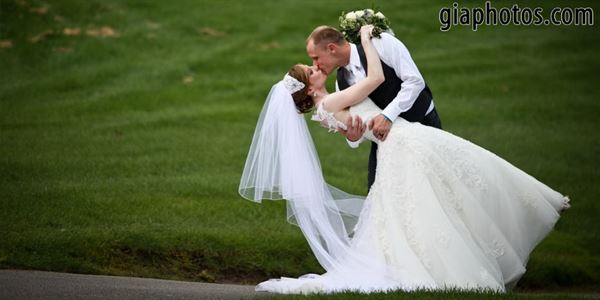 Chicago Wedding Engagement Photographer - Gia Photos