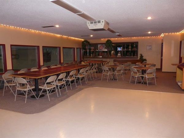 100 Mile Curling Club