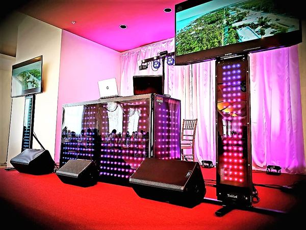 Photo Glam Booth (Photo Booth Rental)