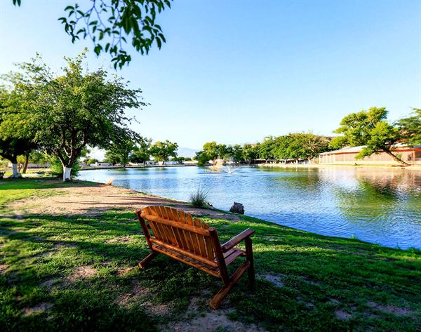 Roosevelt Resort Restaurant and Convention Hall
