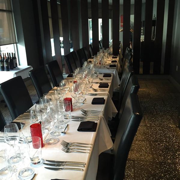 Breakwater Restaurant & Bar