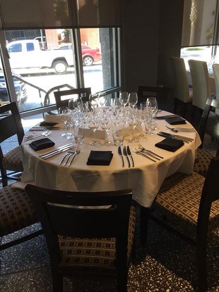 Breakwater Restaurant & Bar