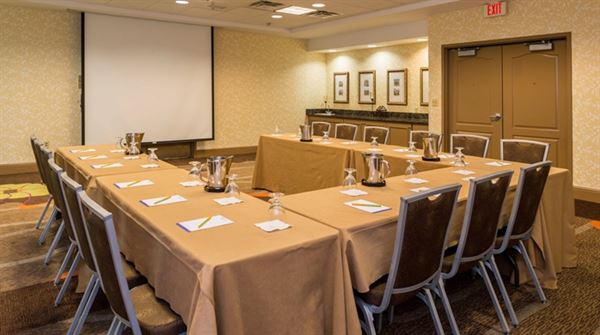 Hilton Garden Inn Charlottesville