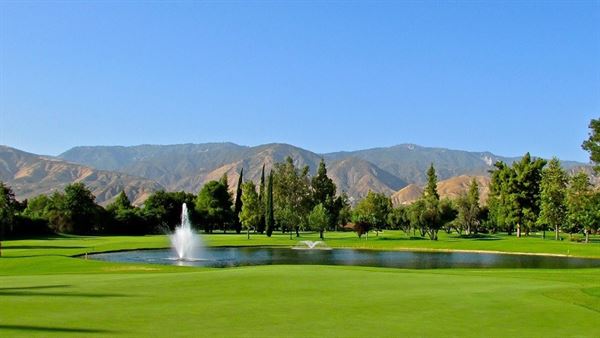 Arrowhead Country Club