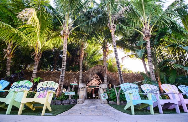 Guanabanas Restaurant