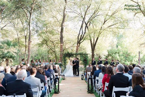 Casa Blanca on Brushy Creek