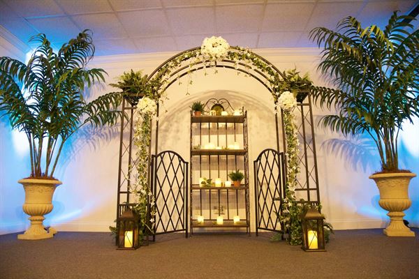 Courtyard on the Ridge