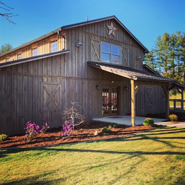 The Barn at Tall Oaks