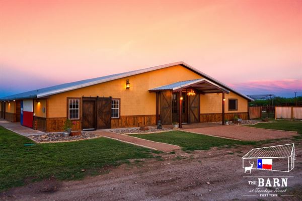 The Barn At Tacubaya Ranch