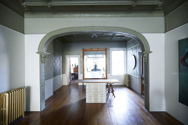 Hudson Milliner Art Salon